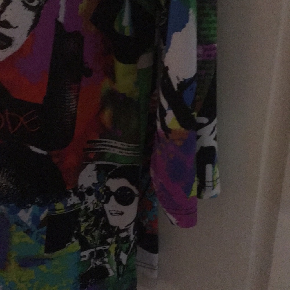 Top - Picture 4 of 7